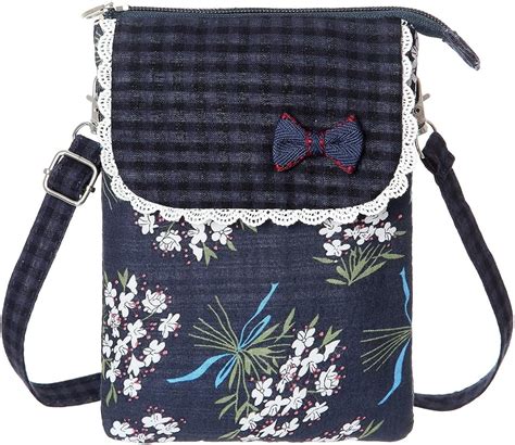 Amazon.com: Tween Purses And Handbags.